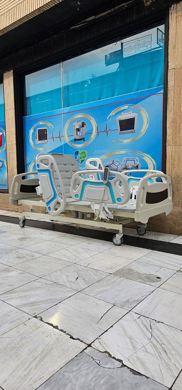 عرضه‌کننده  تخت*بیمار*برقی مدل بیمارستانی|آرایشی، بهداشتی، درمانی|کرج, باغستان|دیوار