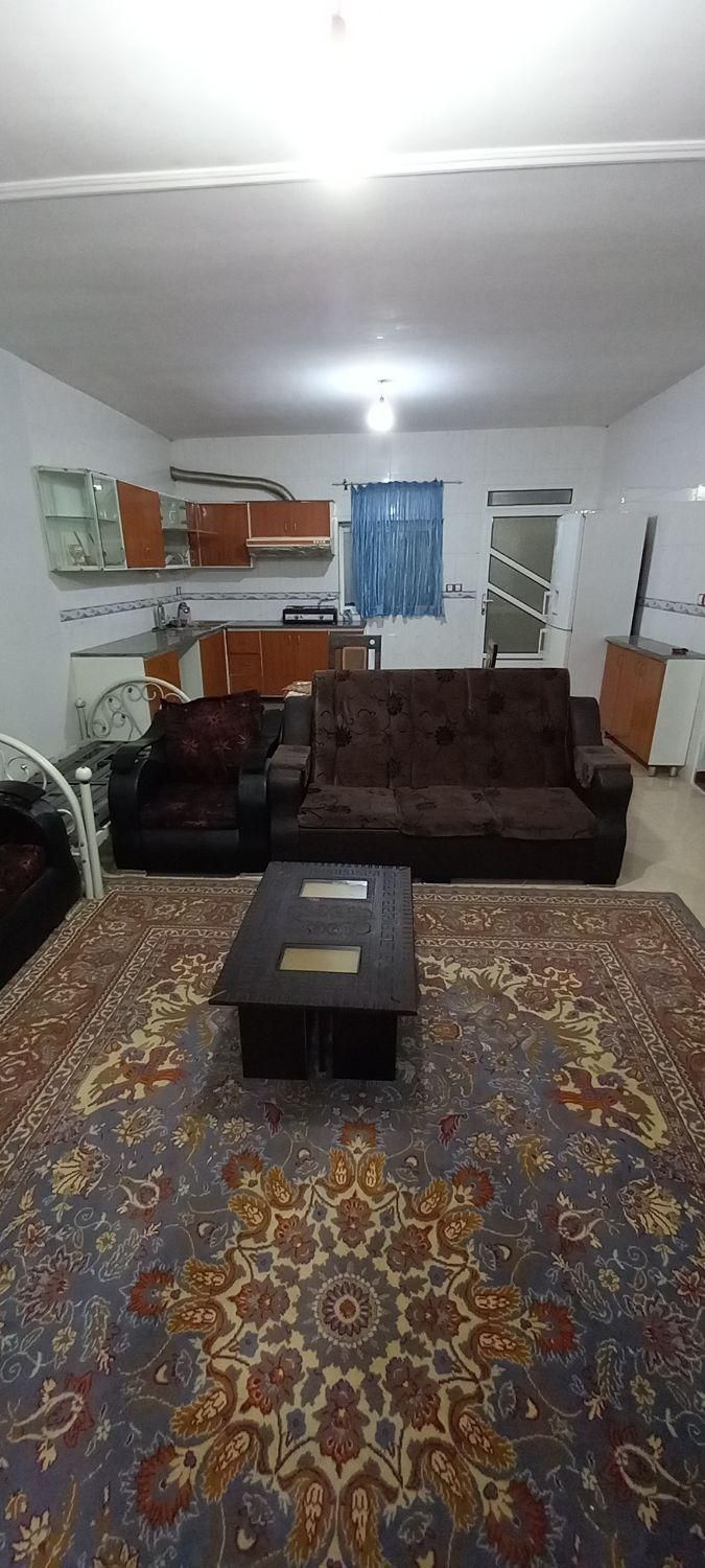 ۹۰متری تکخواب باپارکینگ وحیاط خلوت جاده دریا اکند|اجارهٔ کوتاه‌مدت آپارتمان و سوئیت|ساری, |دیوار