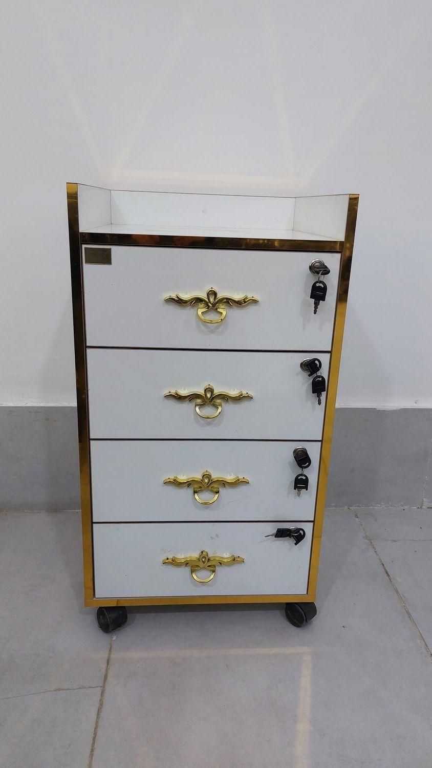 ترولی/پاف/صندلی|آرایشگاه و سالن‌های زیبایی|مشهد, نوید|دیوار