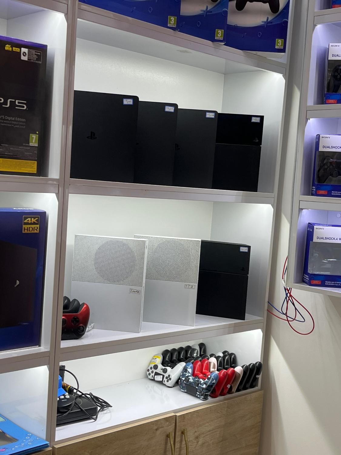 Ps4 اسلیم فت پرو کپی خور|کنسول، بازی ویدئویی و آنلاین|ارومیه, |دیوار