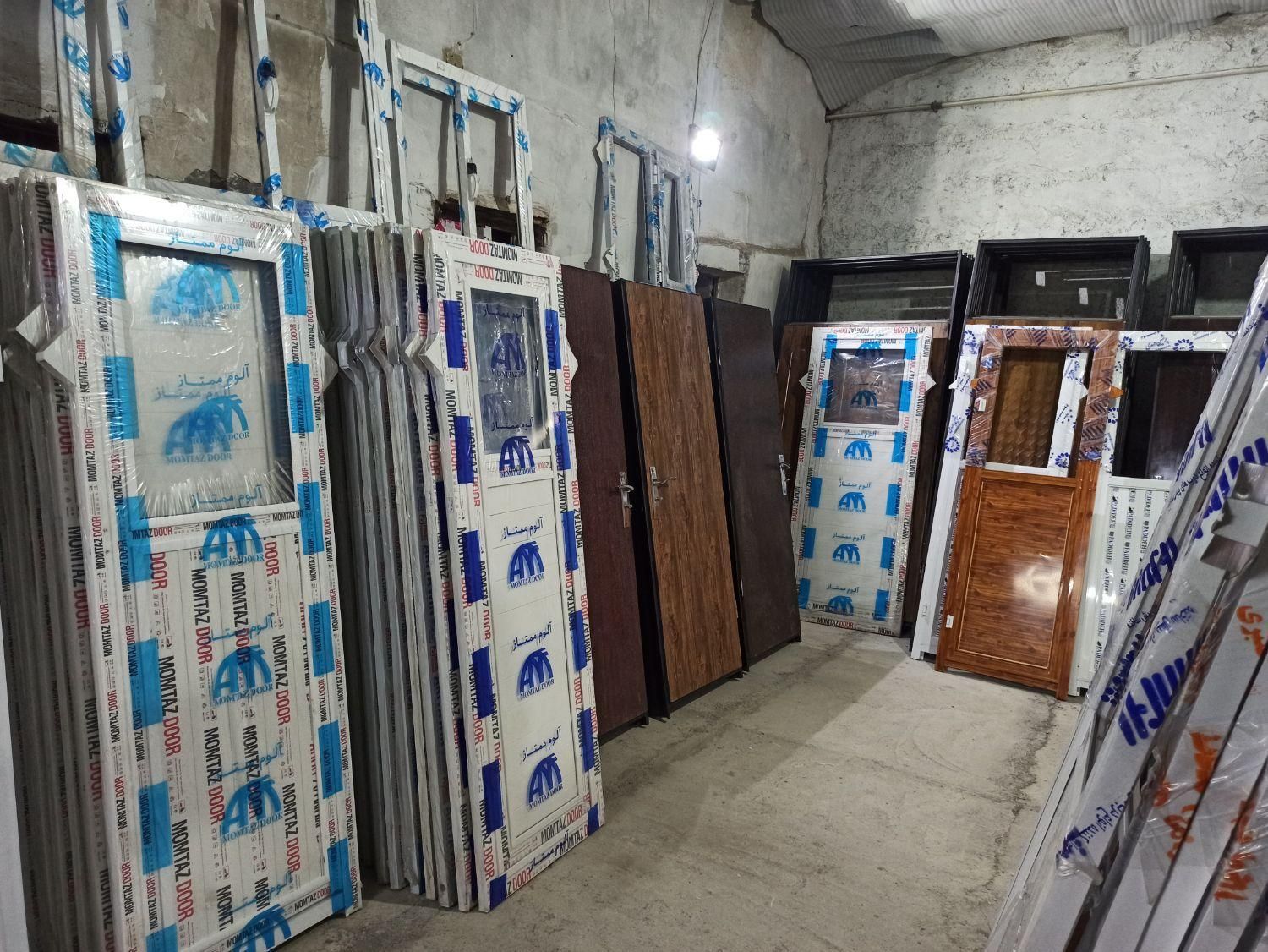 درب حمام سرویس بهداشتی آلومینیوم درب ضدآب.کهندژ|مصالح و تجهیزات ساختمان|خمینی‌شهر, |دیوار
