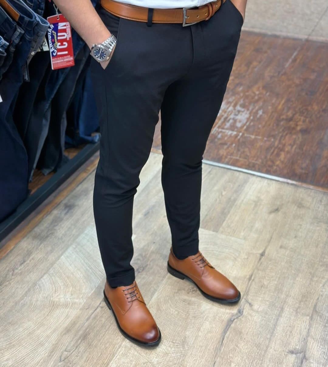 پیراهن مردانه|لباس|قم, نیروگاه|دیوار