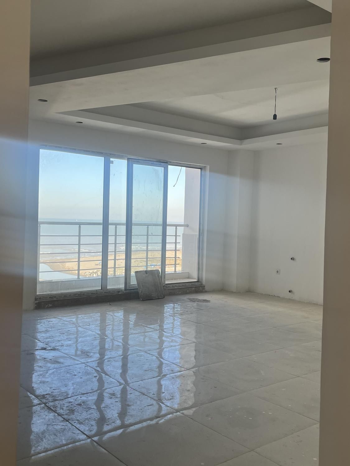 آپارتمان نوساز ویوابدی به دریا کلید نخورده|فروش آپارتمان|فریدونکنار, |دیوار