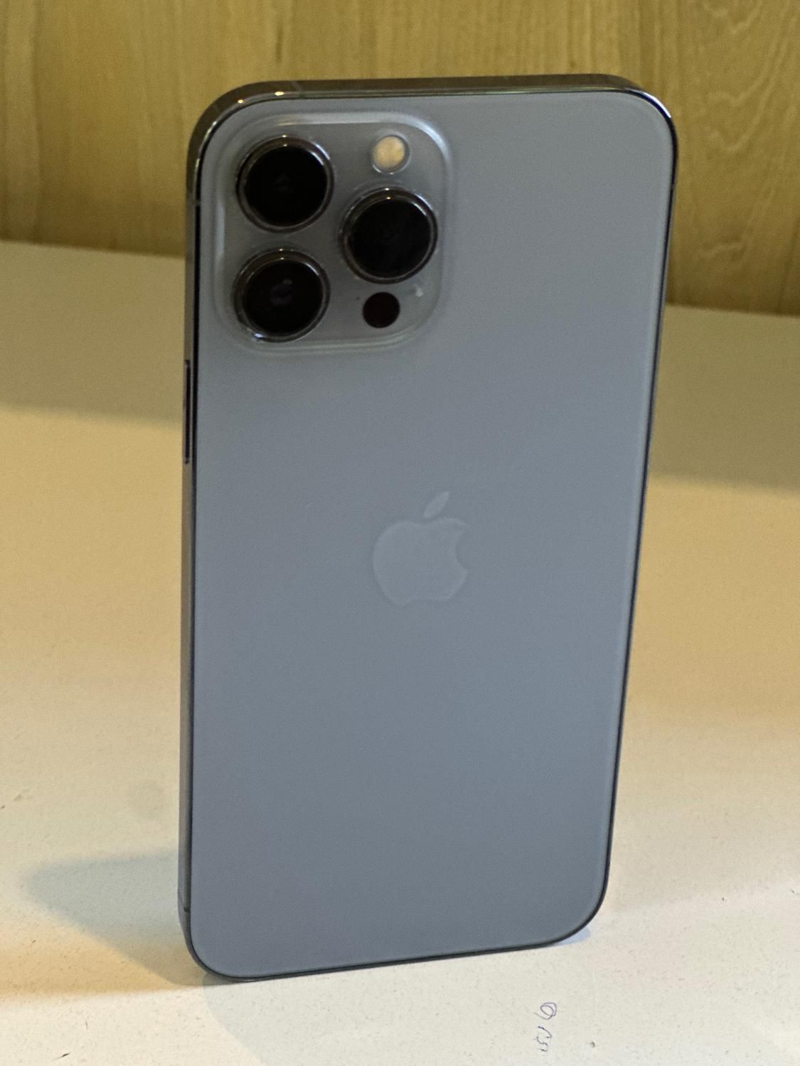 اپل iPhone 13 Pro Max با حافظهٔ ۵۱۲ گیگابایت|موبایل|مشهد, احمدآباد|دیوار