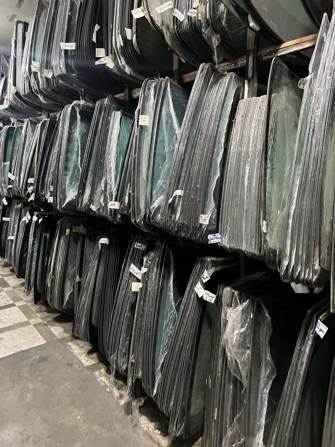 شیشه جلو عقب درب اریو زوتی زانتیا مگان سانتافه|قطعات یدکی و لوازم جانبی|تهران, یاخجی آباد|دیوار