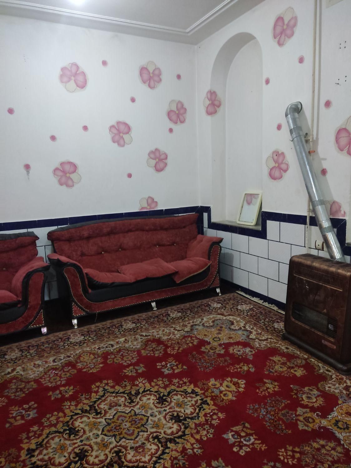 خانه مسافر مبله دربستی پارکینگدارجای دوتاماشین|اجارهٔ کوتاه‌مدت آپارتمان و سوئیت|دزفول, |دیوار