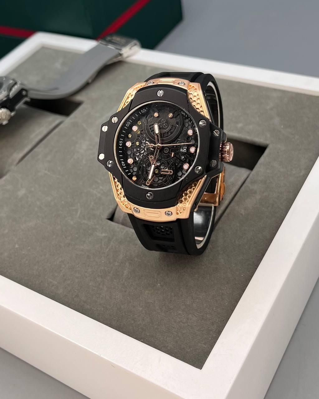 ساعت هابلوت دراگون|ساعت|شیراز, حافظیه|دیوار