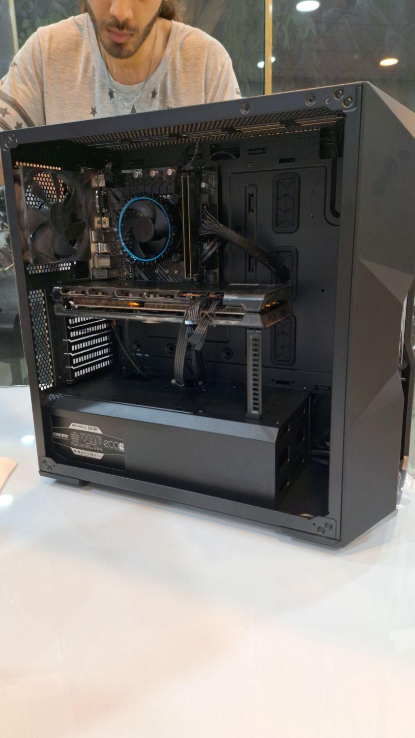 کامپیوتر گیمینگ کولر مستر|رایانه رومیزی|ساوه, |دیوار