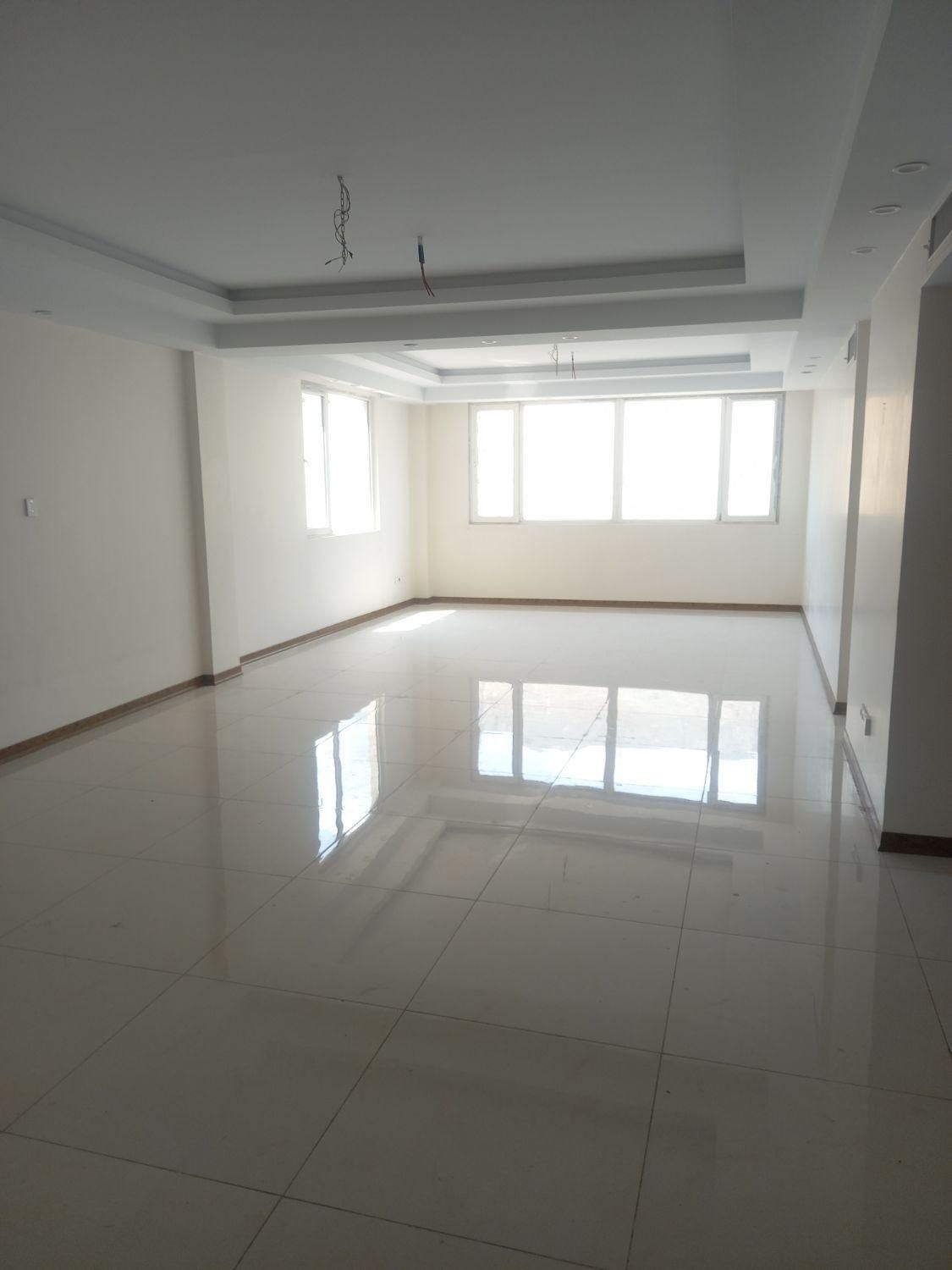 اپارتمان ۱۷۵متر/مرواریدشهر چیتگر/دریاچه چیتگر|اجارهٔ آپارتمان|تهران, دریاچه شهدای خلیج فارس|دیوار