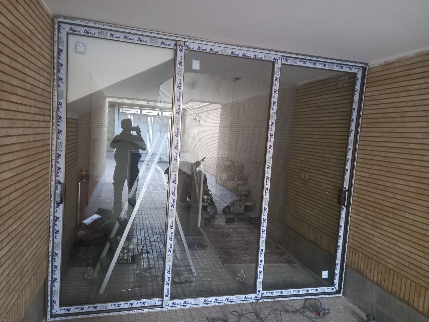 درب و پنجره و توری آلومینیوم|مصالح و تجهیزات ساختمان|اصفهان, جنیران (لادان)|دیوار