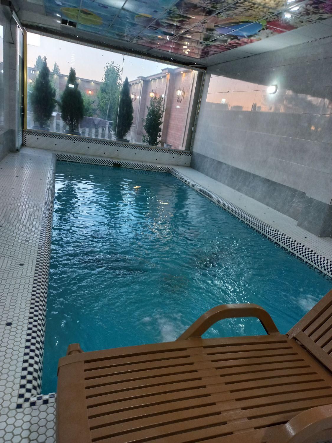 اجاره باغ ویلا استخر سرپوشیده آبگرم آماده رزرو|اجارهٔ کوتاهمدت ویلا و باغ|شهریار, شهرک شاهد|دیوار