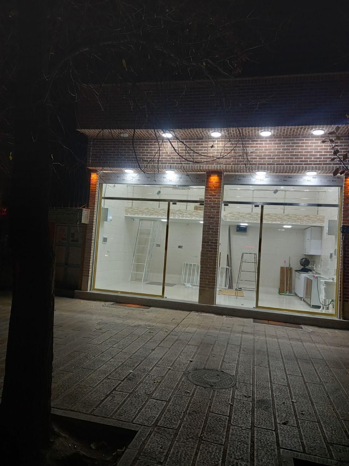 صنایع شیشه سکوریت و کرکره برقی|خدمات پیشه و مهارت|قزوین, |دیوار