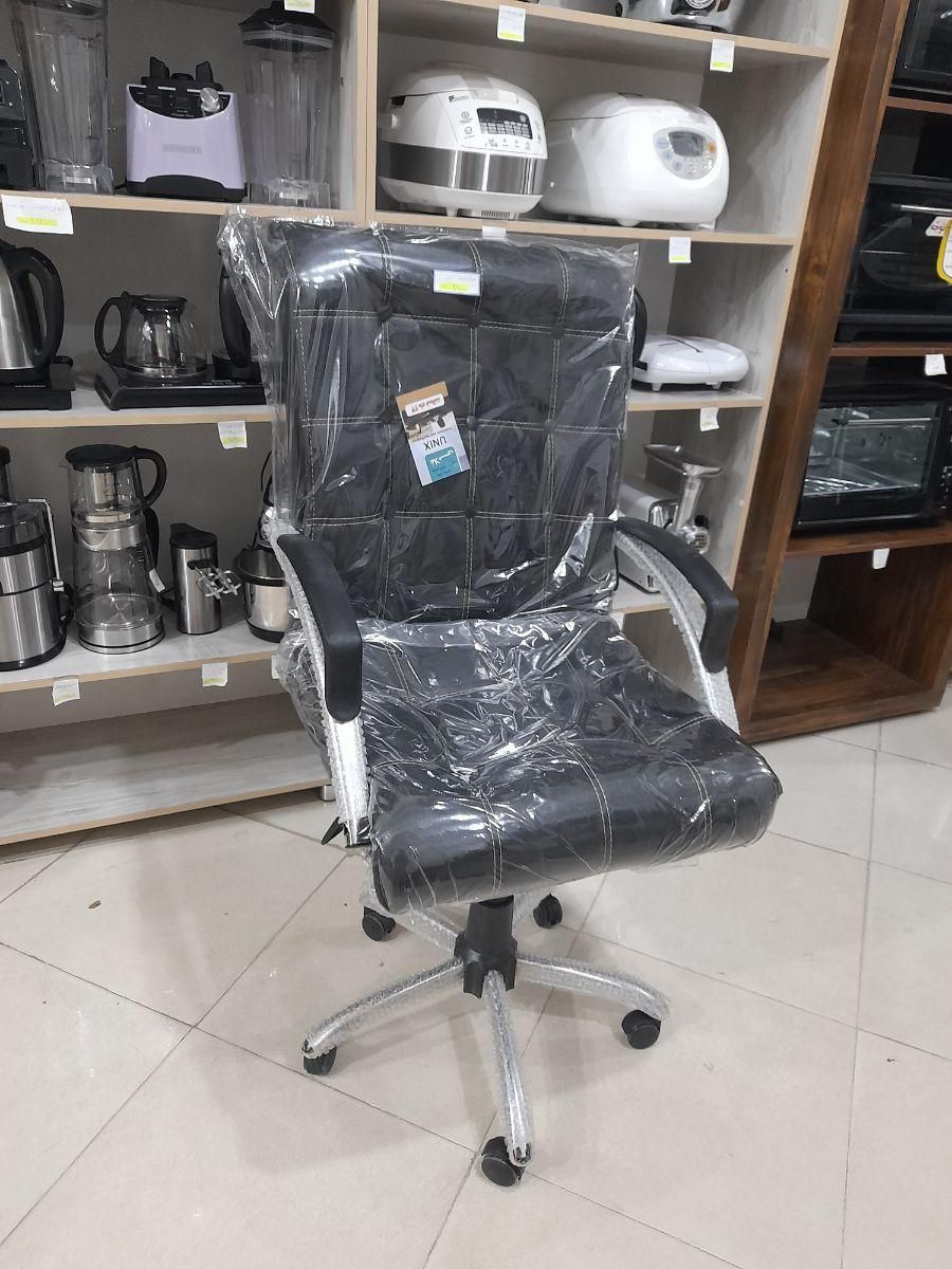 صندلی چرخدار اداری مدل آرین اثاث مارکت|مبلمان اداری|سیرجان, |دیوار