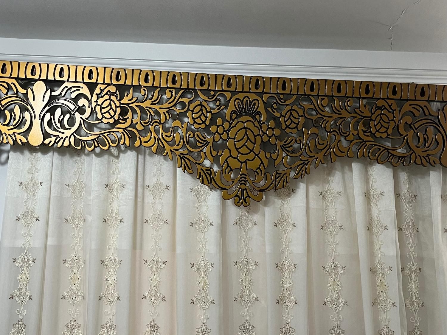 کتیبه پرده|پرده، رانر، رومیزی|بابل, |دیوار