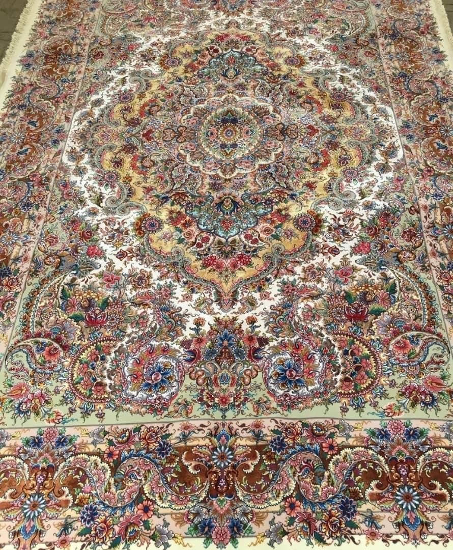 فرش‌اردکان‌اصفهان‌کاشان‌نایین خریدارتخصصی‌تبریز|فرش|تهران, آجودانیه|دیوار