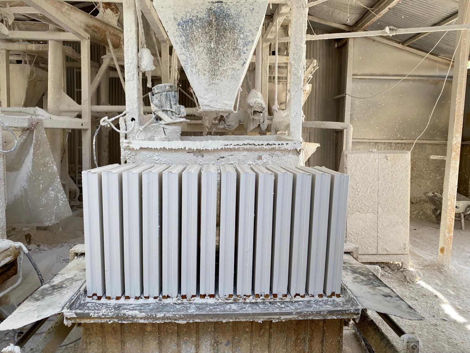 دیوار گچی (کارخانه دیوار گچی ایرانپارس)|عمدهفروشی|تهران, خاوران|دیوار