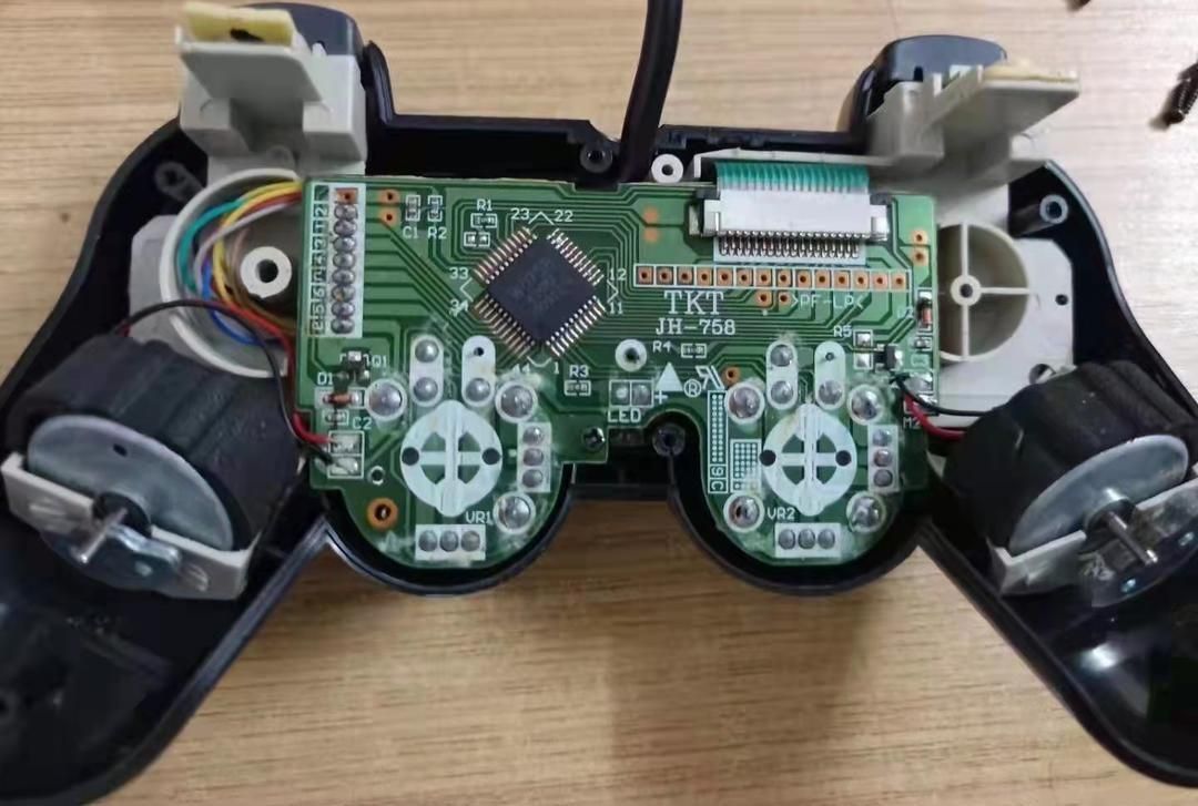 تعمیر انواع پلی استیشن4 و ایکس باکس دسته PS5 XBOX|کنسول، بازی ویدئویی و آنلاین|تهران, تهرانسر شرقی|دیوار