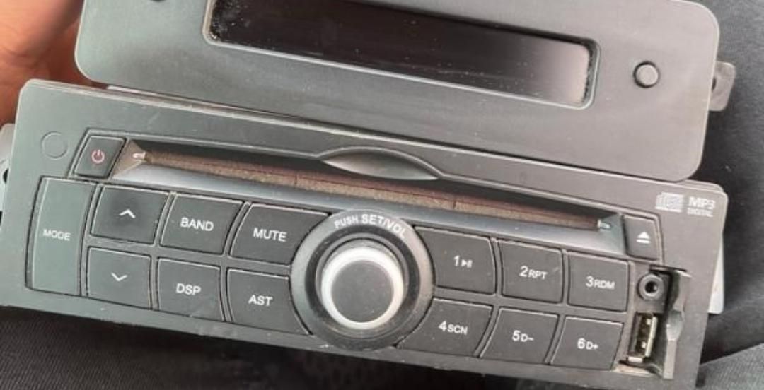 بلوتوثی کردن انواع رادیو پخش و ضبط ماشین|قطعات یدکی و لوازم جانبی|مشهد, فرهنگ|دیوار