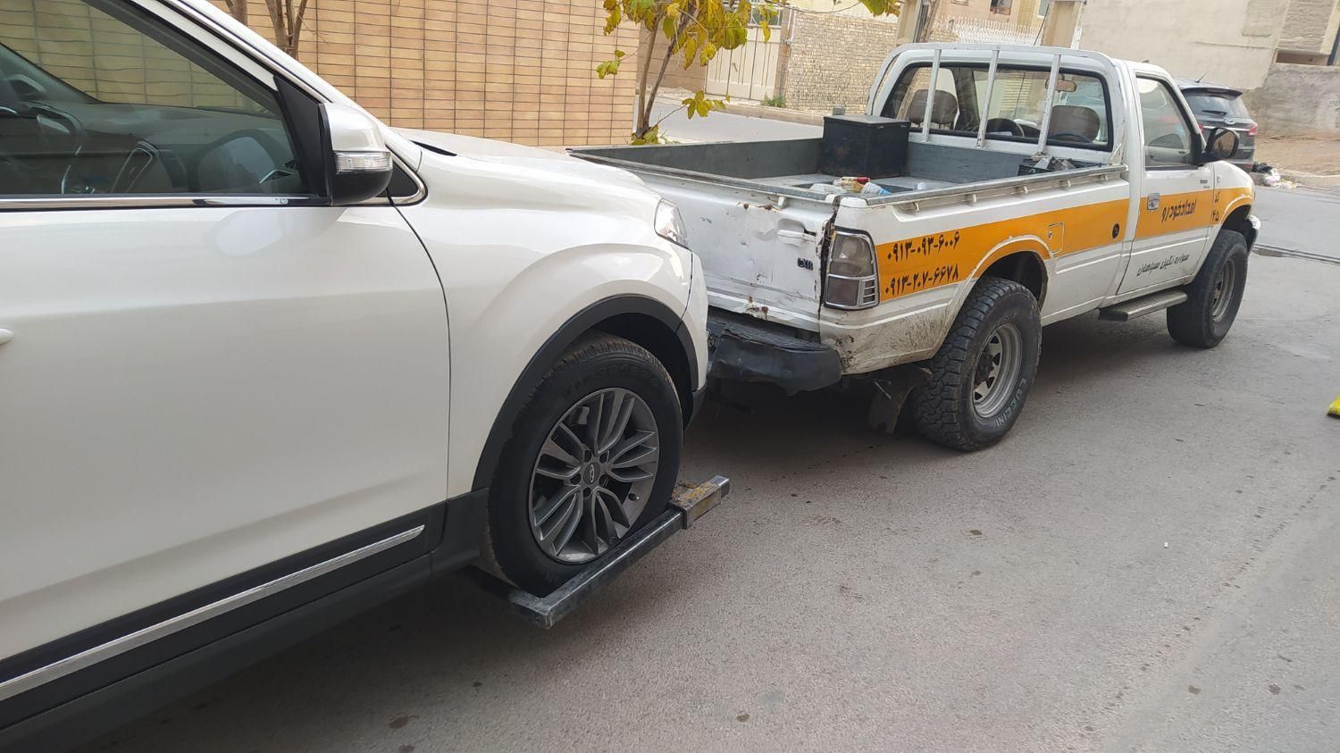 امداد خودرو یدک کش خودروبر چرخگیر بصورت 24ساعته|خدمات حمل و نقل|برخوار, |دیوار