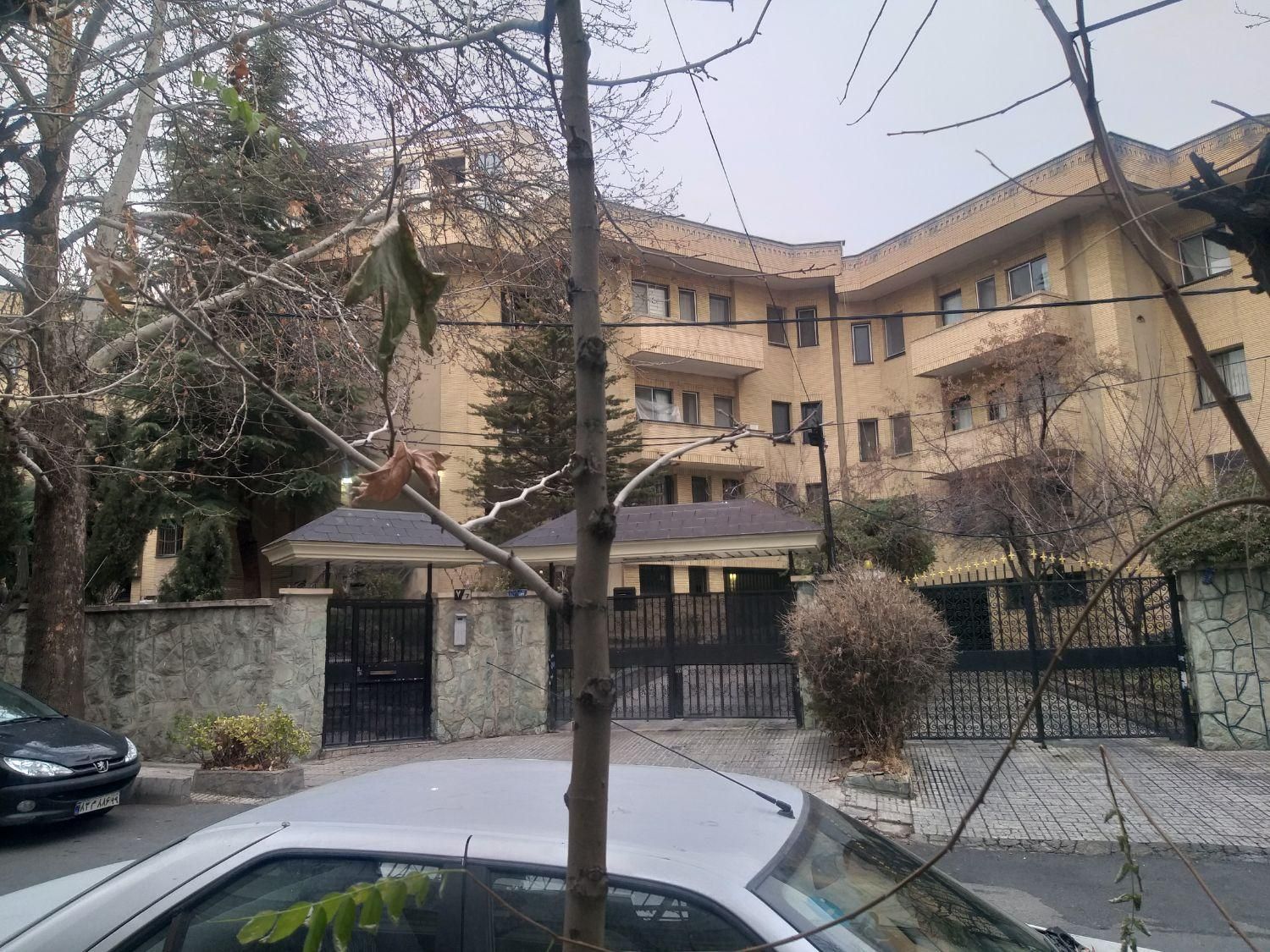 دزاشیب ۳۵۰ متر فروش گلنگی * جنوبی*|فروش زمین و ملک کلنگی|تهران, دزاشیب|دیوار