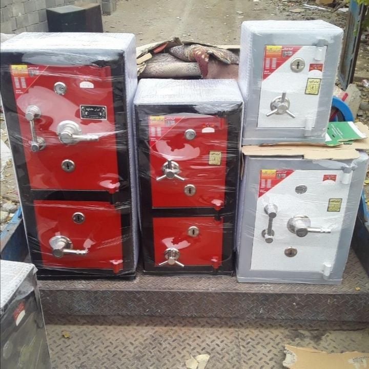 *گاوصندوق گاو صندوق *       (ایران کاوه)|ابزارآلات|مشهد, کوشش|دیوار