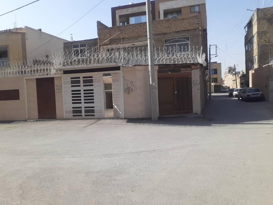 منزل ویلایی طبقه همکف|فروش خانه و ویلا|اصفهان, طاحونه|دیوار