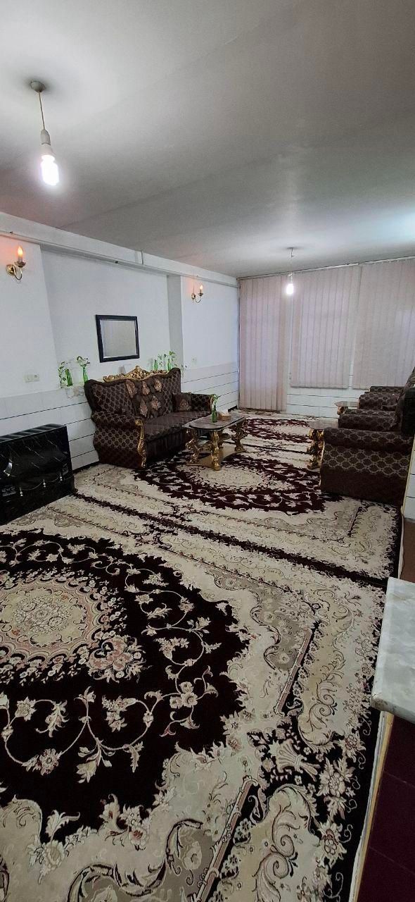منزل مبله یک خواب  پارکینگ  دربست جوابگو ۲۴ ساعته|اجارهٔ کوتاه‌مدت آپارتمان و سوئیت|کاشان, شهرک انقلاب|دیوار
