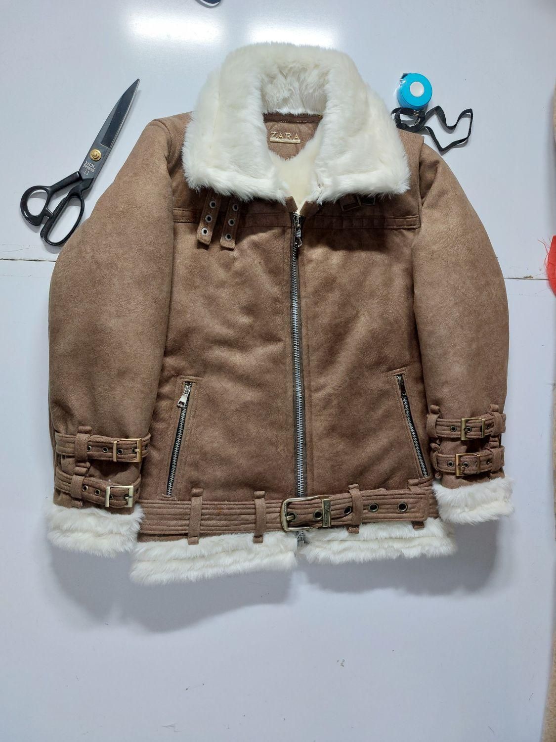 پیزارا مونت تبریز|لباس|تبریز, |دیوار