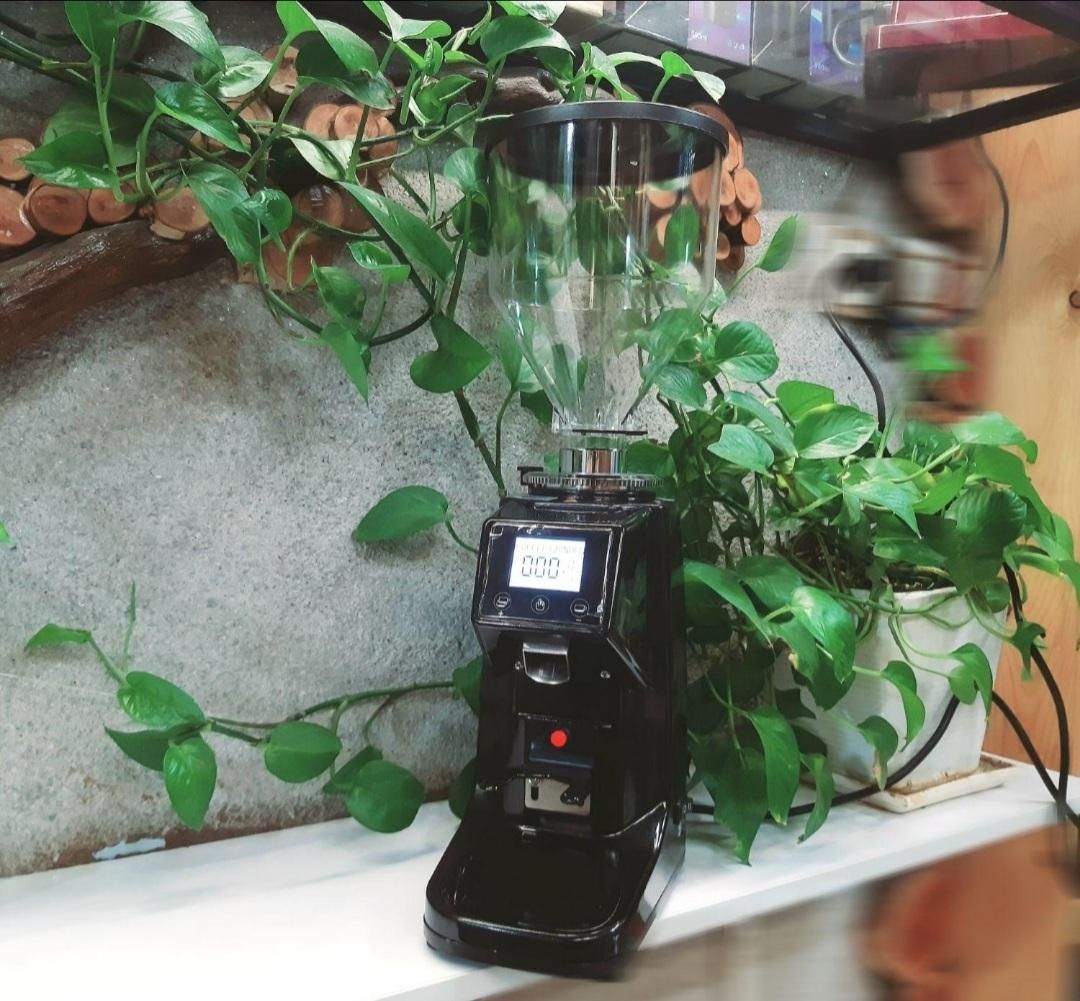 آسیاب ۰۲۲ (۳۰۲۲ ، C22 )|خردکن، آسیاب، غذاساز|قم, نیروگاه|دیوار