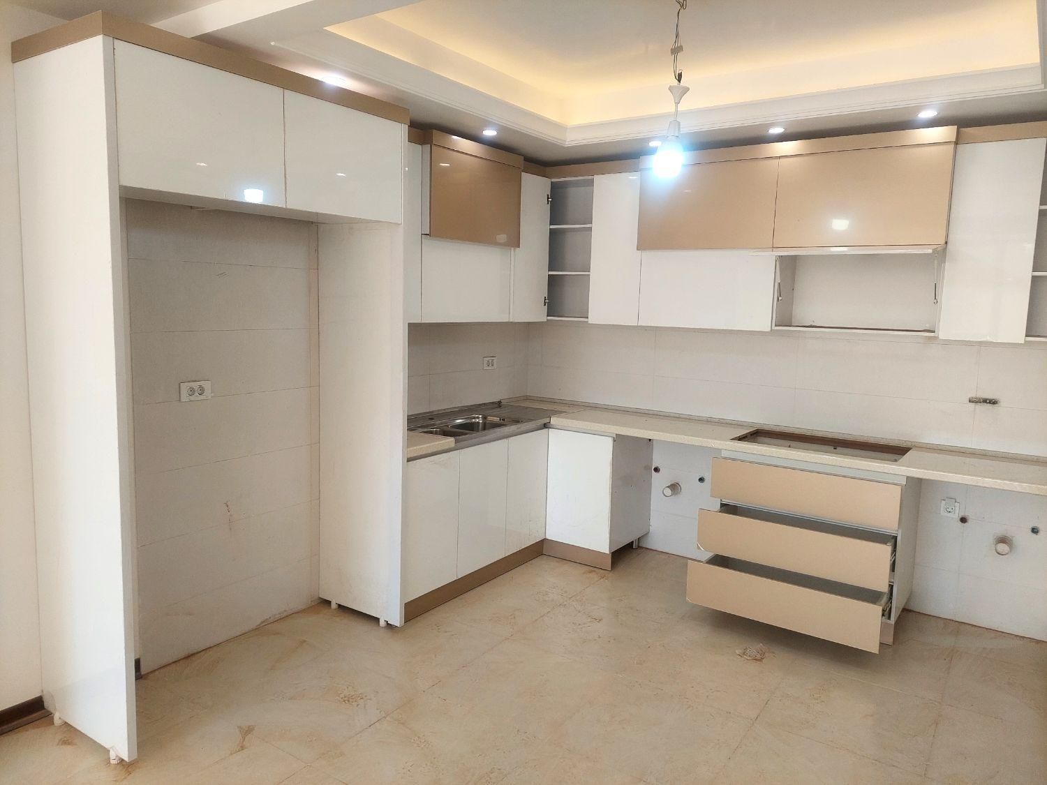 کابینت|مصالح و تجهیزات ساختمان|قم, کلهری|دیوار