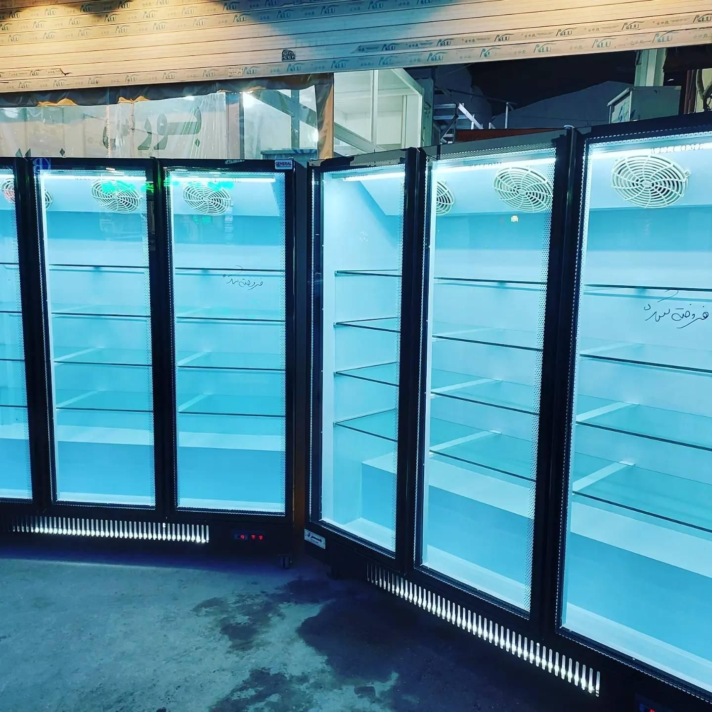 یخچال ۵ درب ایستاده ویترینی موتور دانفوس آلمان|فروشگاه و مغازه|مشهد, فدک|دیوار