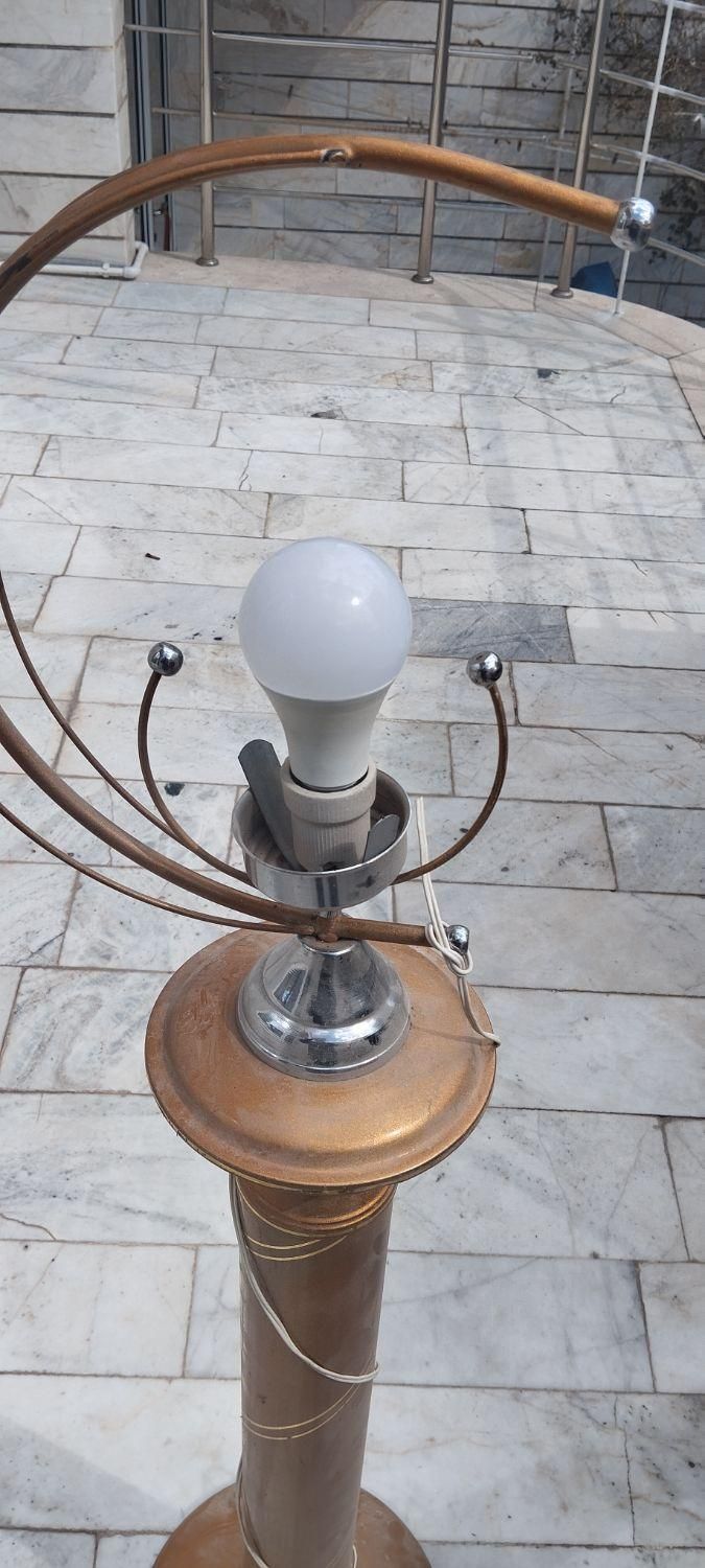چراغ خواب ایستاده|چراغ خواب و آباژور|زنجان, |دیوار