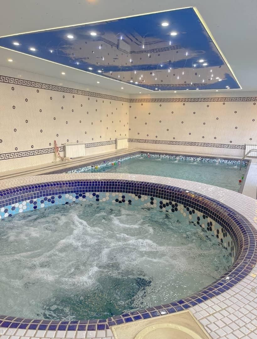 ۱۵۰۰ متر ویلا مدرن نوساز کردان چهارباغ|اجارهٔ کوتاه‌مدت ویلا و باغ|چهارباغ, |دیوار