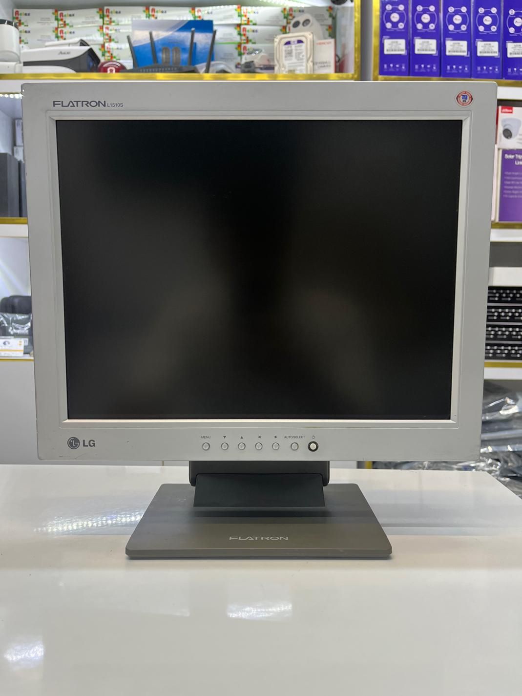 مانیتور استوک دوربین مداربسته کامپیوتر LG-SAMSUNG|قطعات و لوازم جانبی رایانه|اصفهان, جوزدان الیادران|دیوار