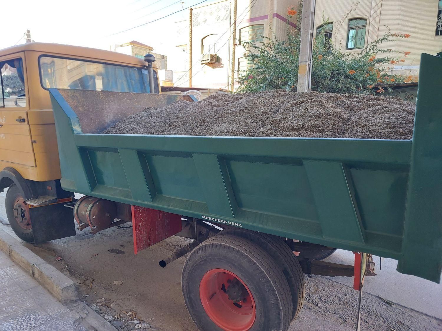 حمل شن،ماسه،سنگ،بیس ونخاله های ساختمانی باخاور۸تن|خدمات حمل و نقل|بندرعباس, |دیوار