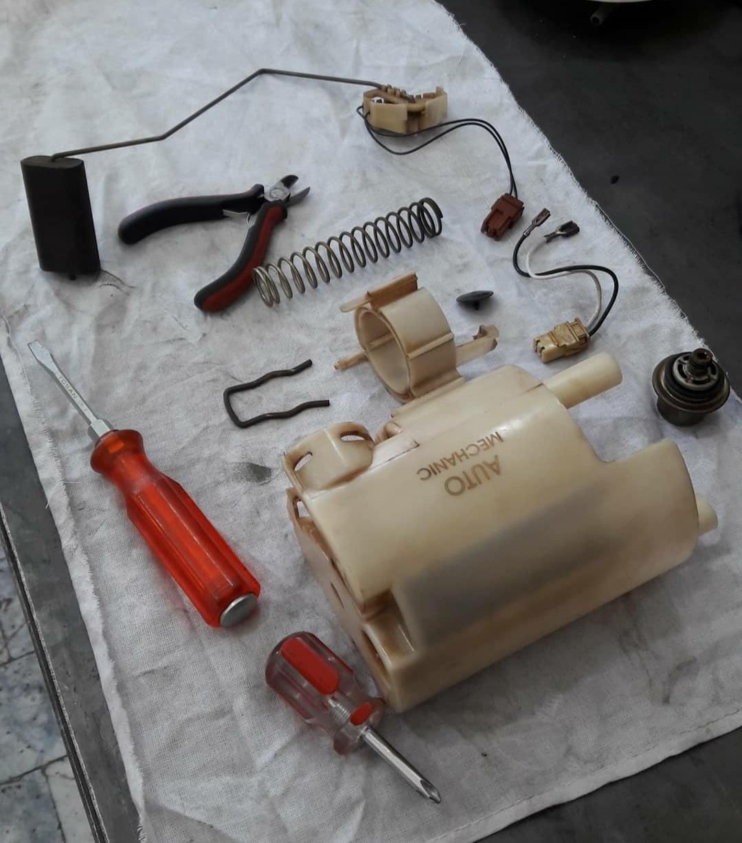 تست انژکتور باطریسازی و امداد خودرو سیار|خدمات موتور و ماشین|ارومیه, |دیوار