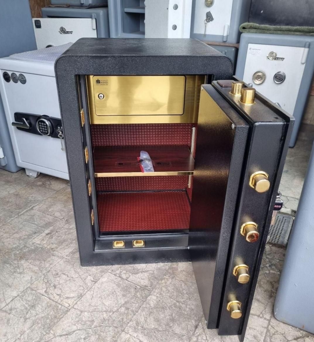 گاوصندوق باغستان حصارک کمالشهر فردیس|ابزارآلات|فردیس, فردیس|دیوار