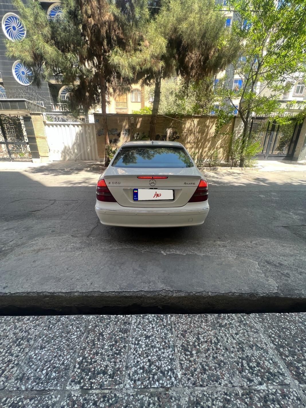 بنز کلاس E E240 اتوماتیک 2003 Vip مایل بِه معاوضه|خودرو سواری و وانت|تهران, اباذر|دیوار
