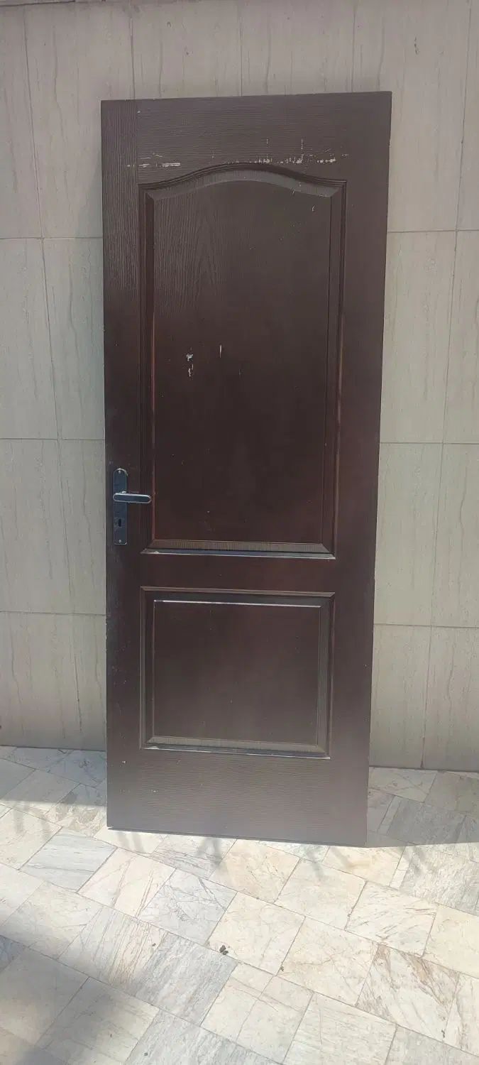 در‌ب‌چوبی‌‌کاملا‌سالم‌یکی‌چپودیگری‌راست‌باز‌شو|مصالح و تجهیزات ساختمان|تهران, صاحب الزمان|دیوار