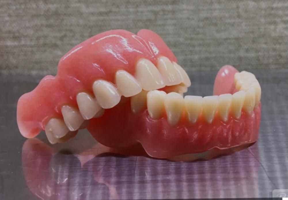 دندان مصنوعی|آرایشی، بهداشتی، درمانی|کاشان, راه آهن کاشان|دیوار