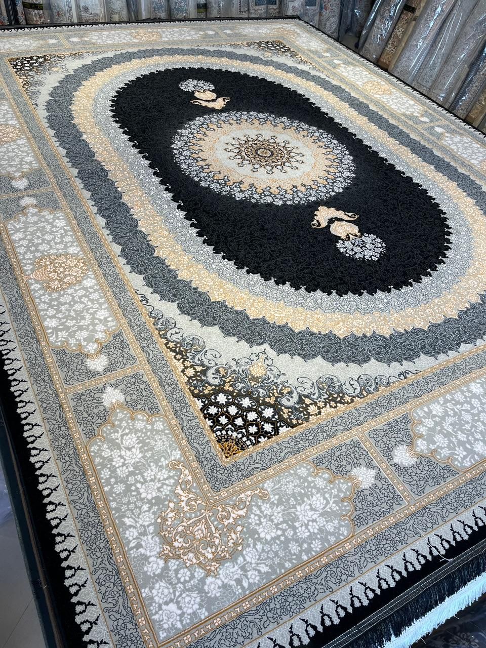 فرش های ما رو مستقیم از کارخانه بگیر|فرش|ری, سیزده آبان|دیوار