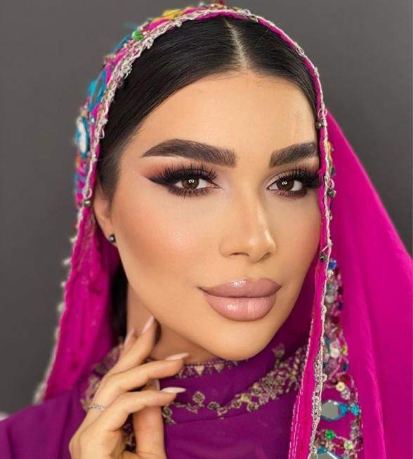 میکاپ و شینیون تخصصی با متریال درجه یک|خدمات آرایشگری و زیبایی|تهران, صادقیه|دیوار