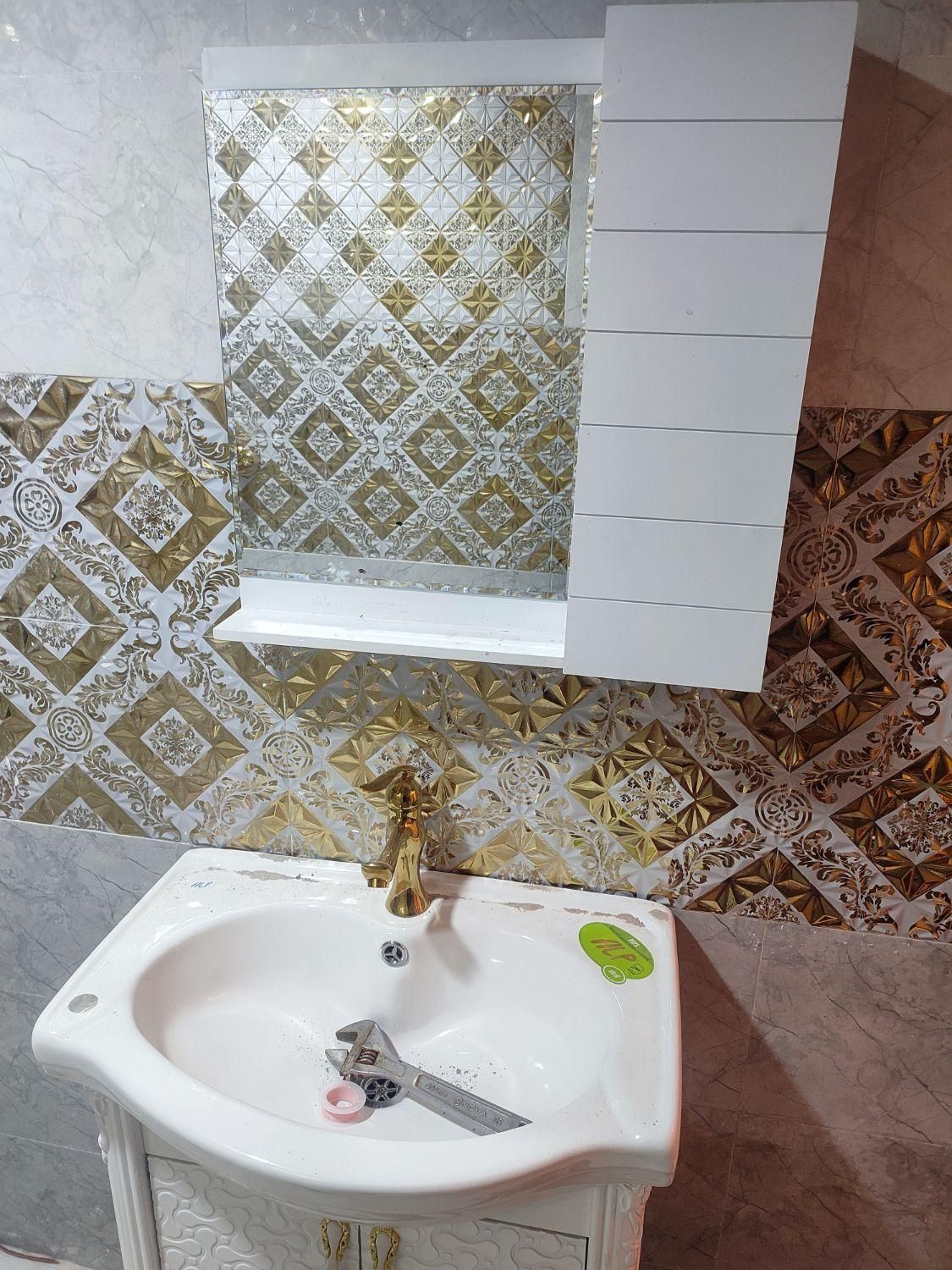 لوله کش کشی آب پکیج، فنرلوله،نصب شیرآلات،نصب پمپ|خدمات پیشه و مهارت|زاهدان, |دیوار