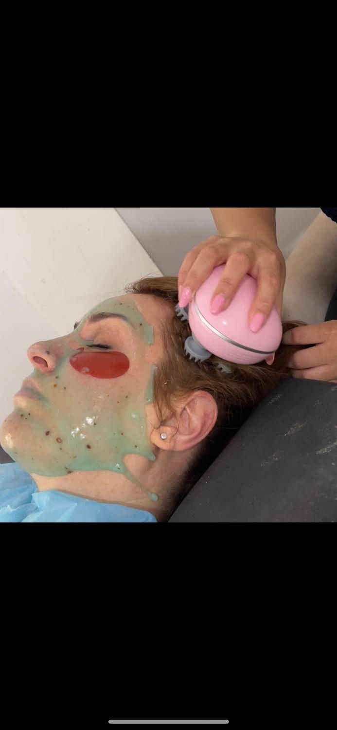 پاکسازی فیشیال صورت همراه آنالیزپوست،لیفت ابرو|خدمات آرایشگری و زیبایی|کرج, گوهردشت|دیوار