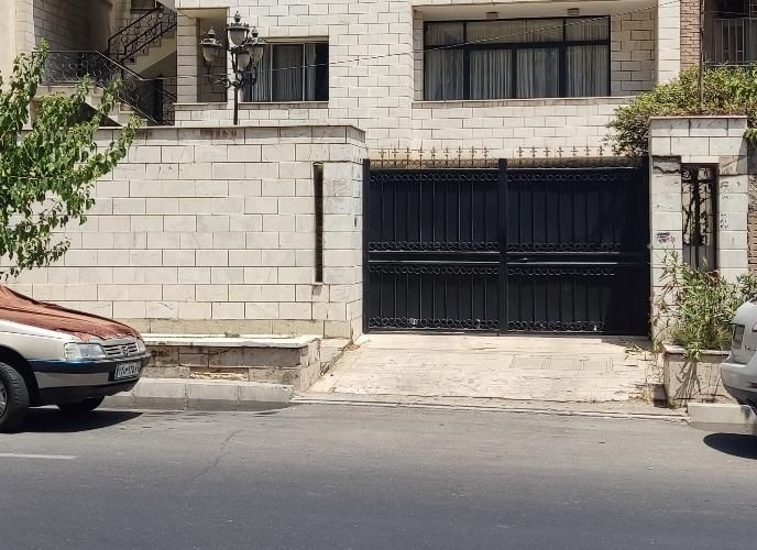 ۲۰۰متر کلنگی دارای جواز ساخت عالی  امید زنگنه|فروش زمین و ملک کلنگی|تهران, نیلوفر|دیوار