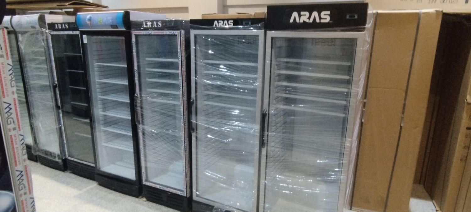 یخچال فروشگاهی قهوه فروشی ویترینی ایستاده تک در|فروشگاه و مغازه|اصفهان, ارغوانیه|دیوار