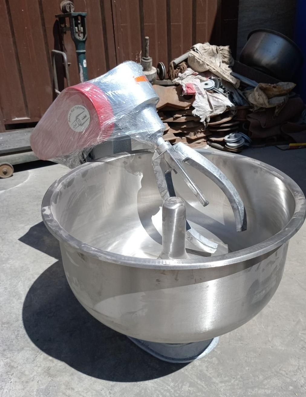 خمیر همزن ده دقیقه ای+تنور و سبزی خردکن فرساندویچ|کافیشاپ و رستوران|پارسآباد, |دیوار