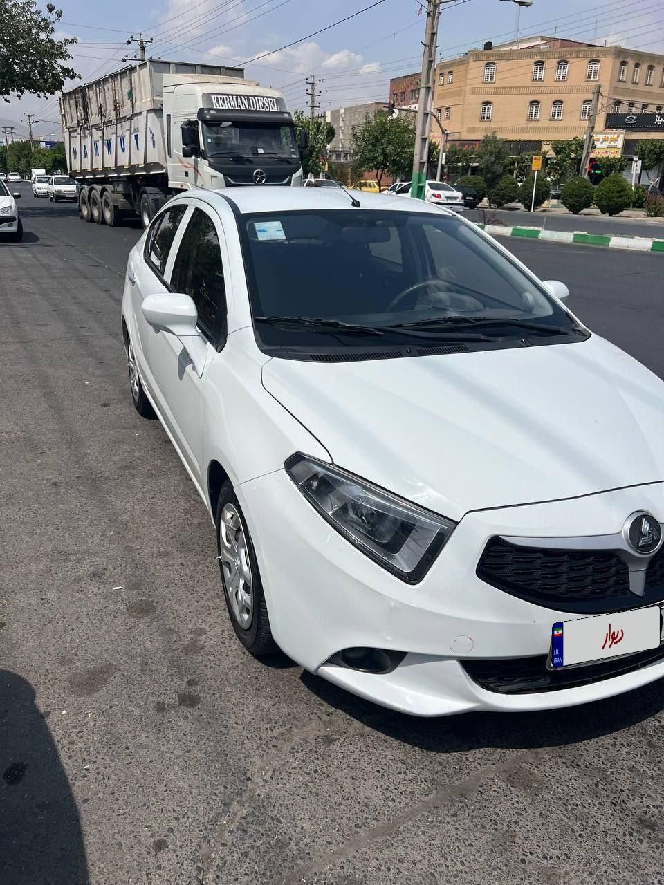 برلیانس H230 دنده‌ای، مدل ۱۳۹۶|خودرو سواری و وانت|قم, باجک دو|دیوار