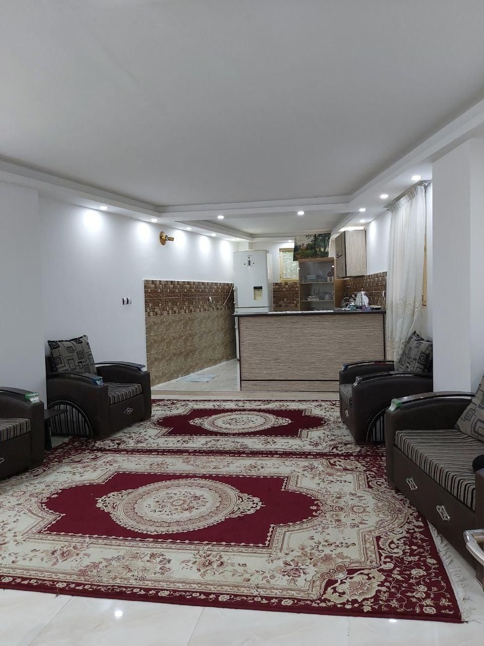 خونه باغ  شیک وتمیز  با ویوی بسیار زیبا|اجارهٔ کوتاه‌مدت آپارتمان و سوئیت|رشت, حومه رشت|دیوار