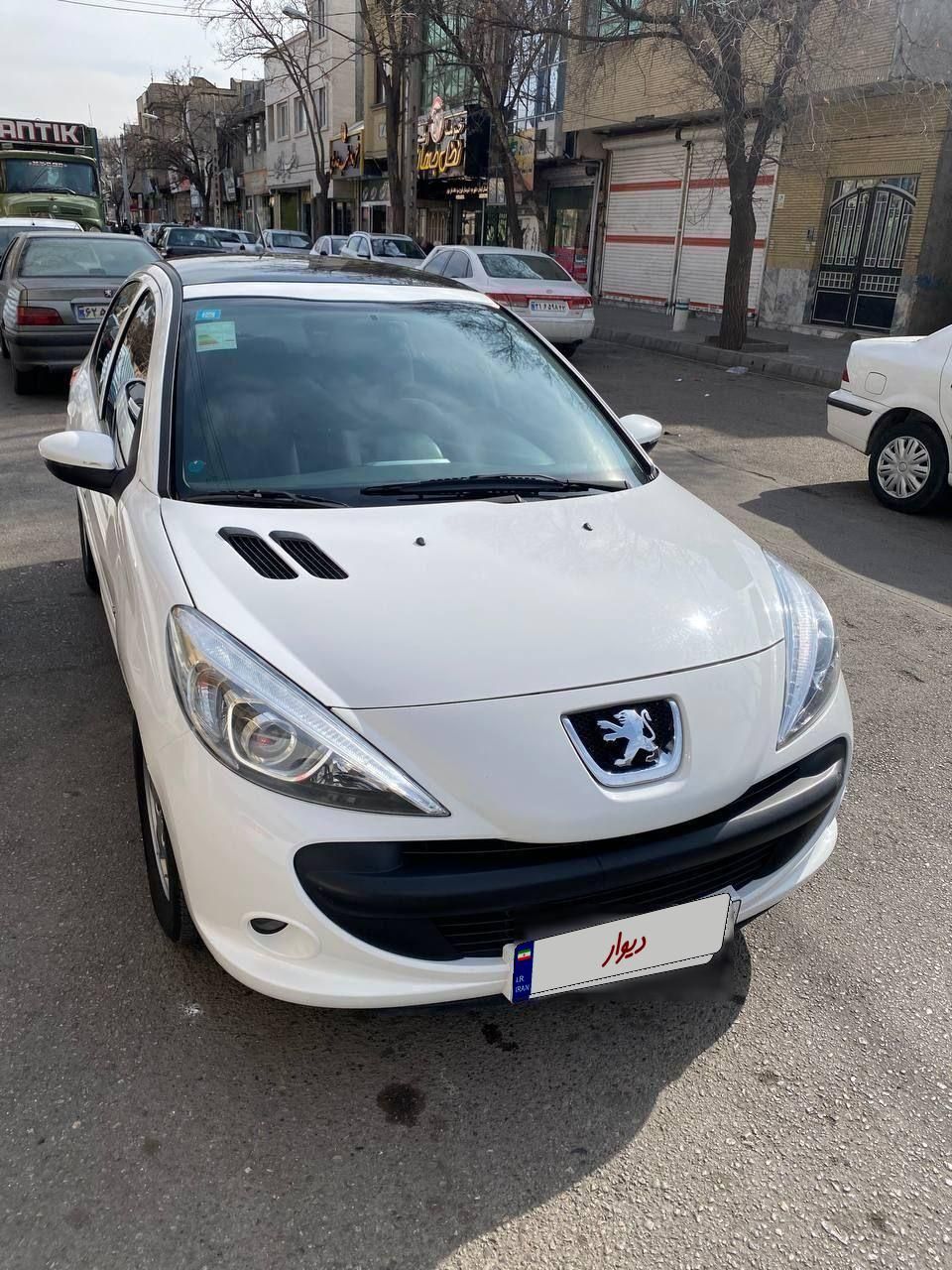 پژو۲۰۷پانورامامدل ۱۴۰۱فول بدون رنگ شاستی پلمپ|خودرو سواری و وانت|مشهد, هفده شهریور|دیوار